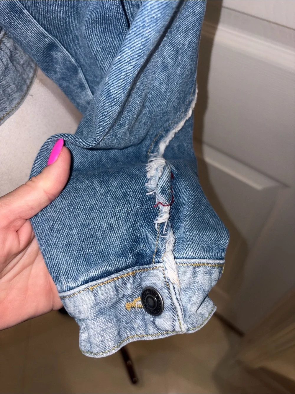 FREE PEOPLE Bedford Cropped Denim Jacket Sz med - Picture 6 of 14
